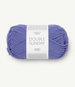 Double Sunday färg 5535 Blå Iris sandnes garn petiteknit merinoull obehandlad handarbetsboden örebro garnbutik örebro