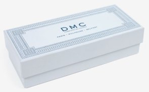 Collector box DMC i hårdpapp vintage samlarbox i ljusgrått och mörkgrått handarbetsboden i Örebro