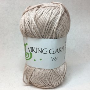 Vår färg 0407 beige mjukt och lättstickat lättvirkat bomullsgarn från Viking