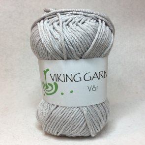 Vår färg 0413 ljusgrå mjukt och lättstickat lättvirkat bomullsgarn från viking