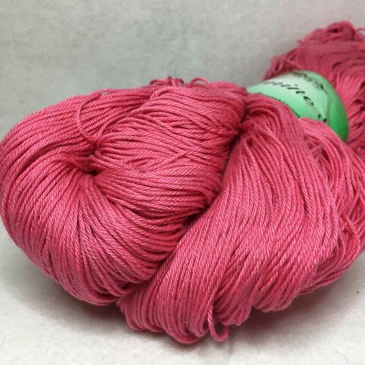 Jasmine 8/4 200 g färg 4116 rosa